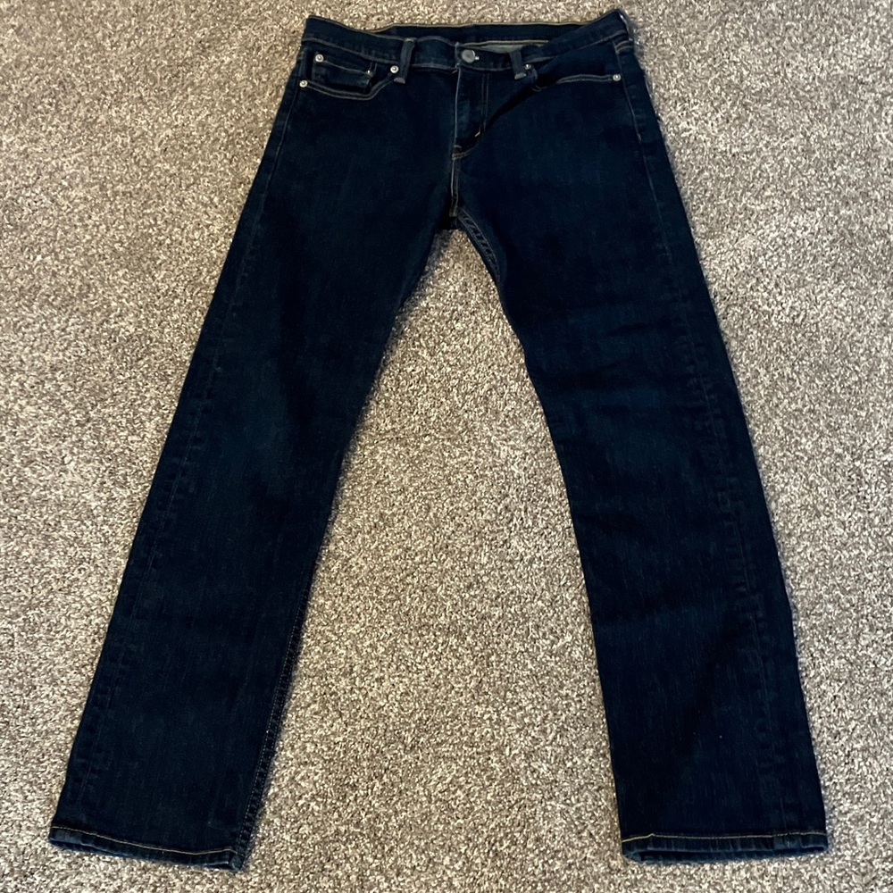 513 Levi jeans. Blue